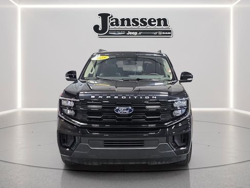 Used 2025 Ford Expedition Max Active image 13