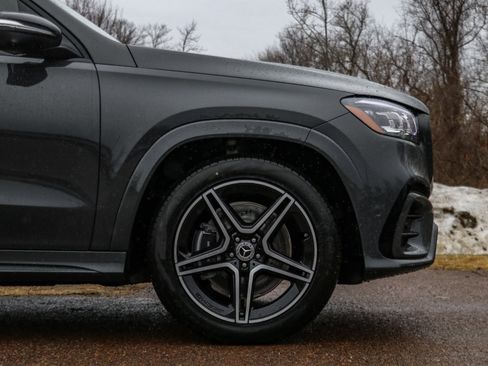 New 2026 Mercedes-Benz GLS 450 4MATIC image 4