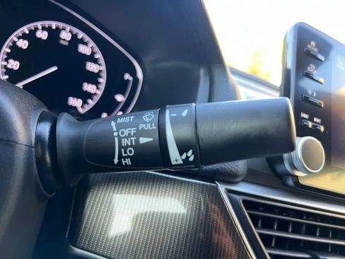 Used 2019 Honda Accord Sport image 42