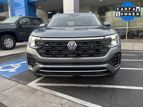 Used 2024 Volkswagen Atlas SEL Premium R-Line image 8