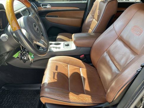 Used 2013 Jeep Grand Cherokee Overland w/ Advance Technology Group image 13