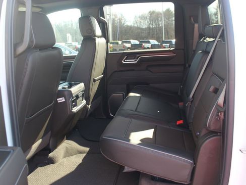 New 2026 GMC Sierra 2500 Denali w/ Denali Reserve Package image 13