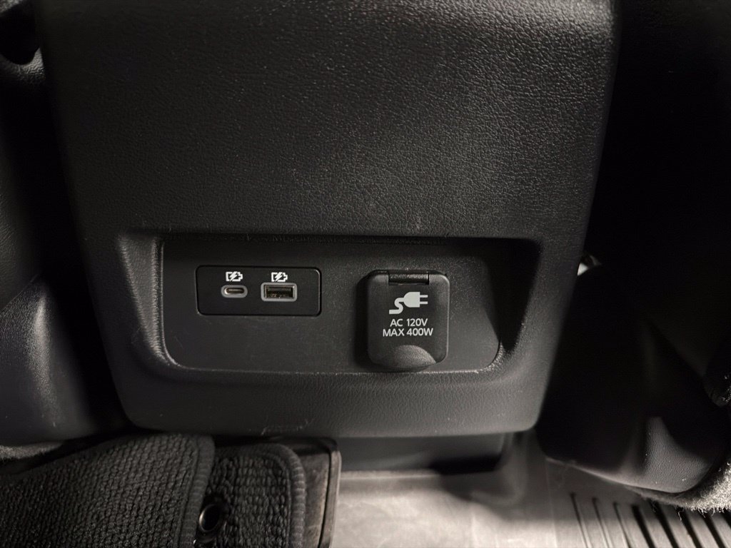 Used 2023 Nissan Frontier PRO-4X w/ Pro-4X Premium Package AWD/4WD image 11