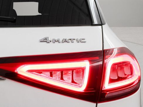 Used 2020 Mercedes-Benz GLE 350 4MATIC image 31