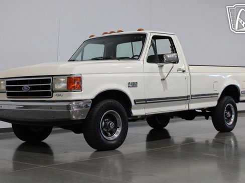 Used 1990 Ford F150 4x4 Regular Cab image 25