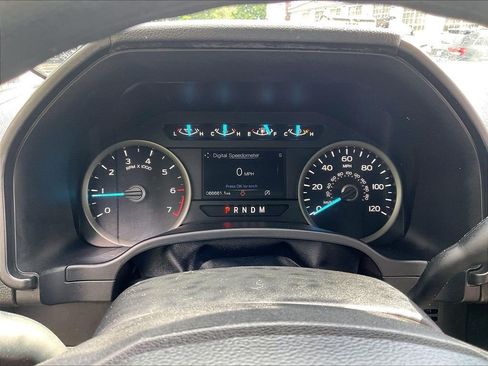 Used 2020 Ford F150 XLT w/ Equipment Group 301A Mid RWD image 15