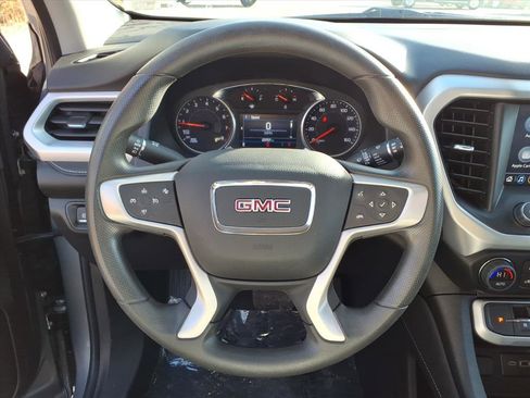 Used 2023 GMC Acadia SLE w/ Driver Convenience Package image 19