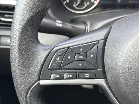 Used 2023 Nissan Altima 2.5 SV FWD image 22