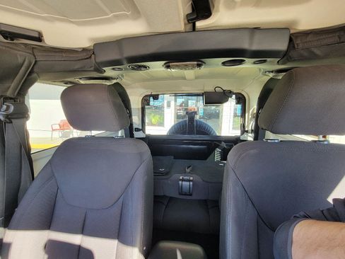 Used 2014 Jeep Wrangler Sport image 22