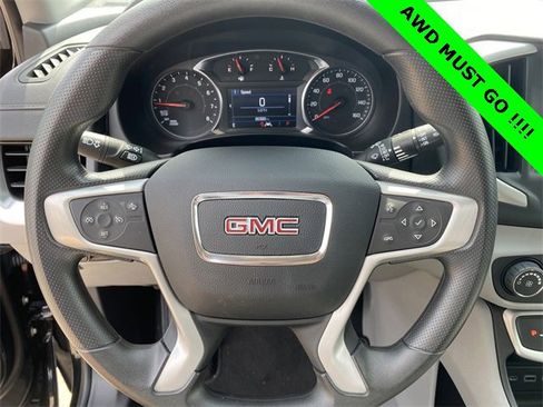 Used 2024 GMC Terrain SLE image 13