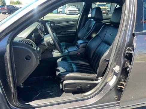Used 2023 Chrysler 300 S RWD image 30