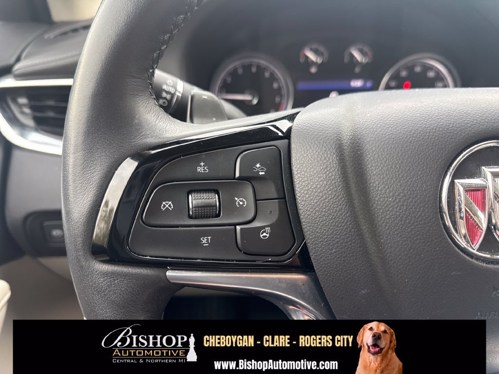 Used 2023 Buick Enclave Essence AWD/4WD image 26
