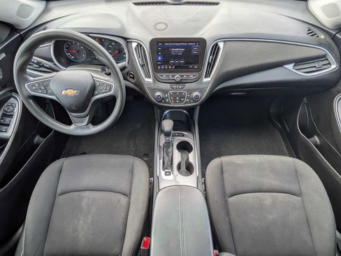 Used 2022 Chevrolet Malibu LT FWD image 21