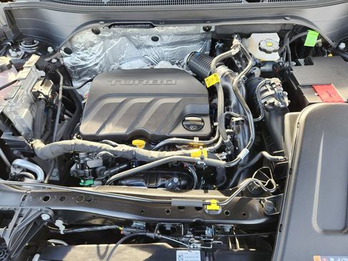 New 2026 Chevrolet Trax ACTIV w/ Sunroof Package image 22