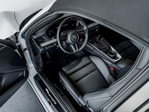 Certified 2025 Porsche 911 Targa 4 GTS image 4