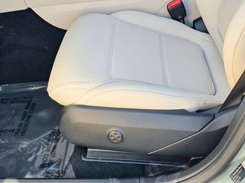 New 2026 Mercedes-Benz GLC 300 4MATIC image 18