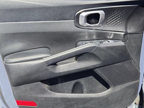 Used 2021 Kia Sorento S w/ Panoramic Sunroof Package FWD image 13