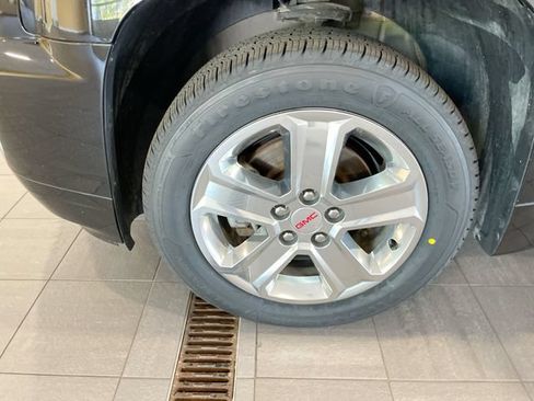 Used 2016 GMC Terrain Denali FWD image 9