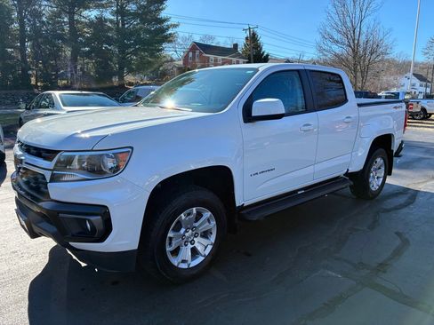 Used 2022 Chevrolet Colorado LT w/ LT Convenience Package image 4