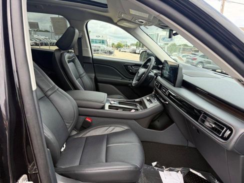 New 2025 Lincoln Aviator Reserve image 7