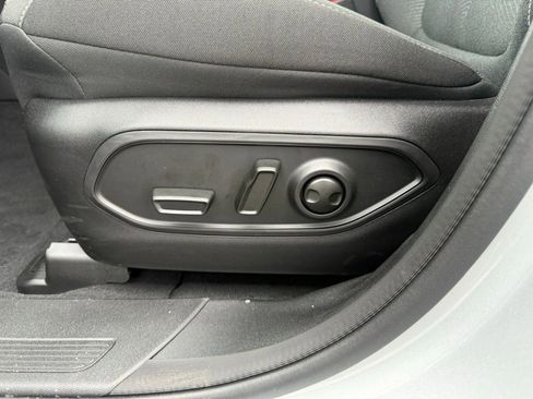 New 2026 Jeep Cherokee Laredo AWD/4WD image 15