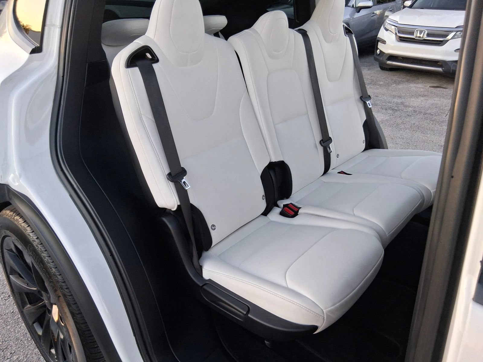 Used 2020 Tesla Model X Long Range AWD/4WD image 14