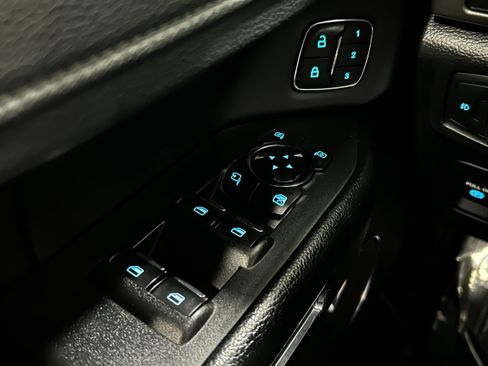 Used 2021 Ford Expedition Max XLT image 24