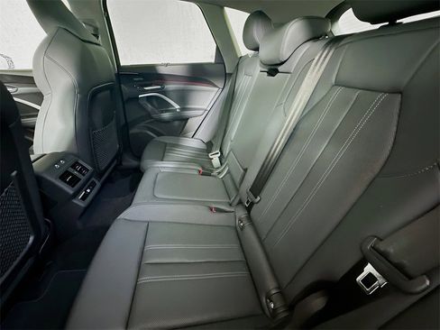 New 2025 Audi Q5 2.0T Premium Plus image 4