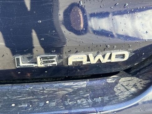 Used 2023 Toyota Highlander LE image 18