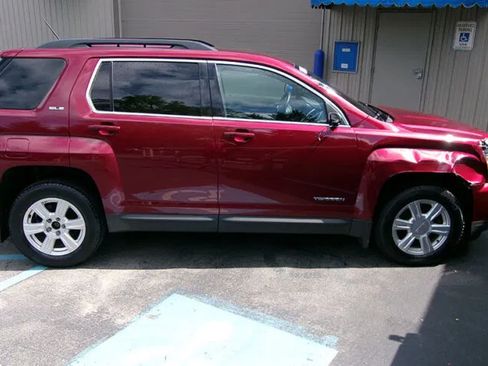 Used 2016 GMC Terrain SLE w/ Convenience Package AWD/4WD image 1
