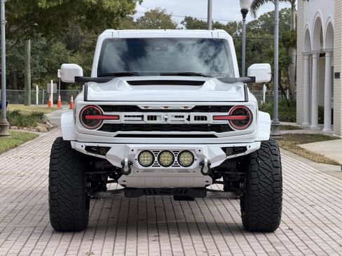 Used 2025 Ford Bronco Outer Banks AWD/4WD image 5