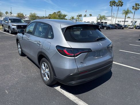 Certified 2025 Honda HR-V LX image 5