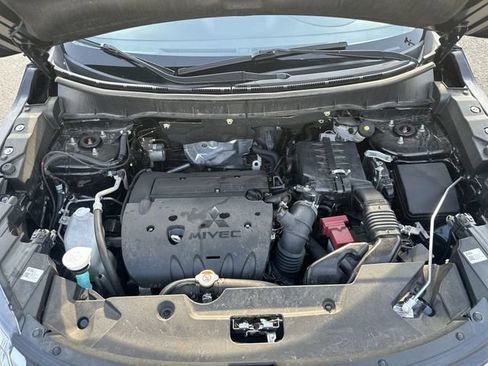 Used 2025 Mitsubishi Outlander Sport ES AWD/4WD image 19