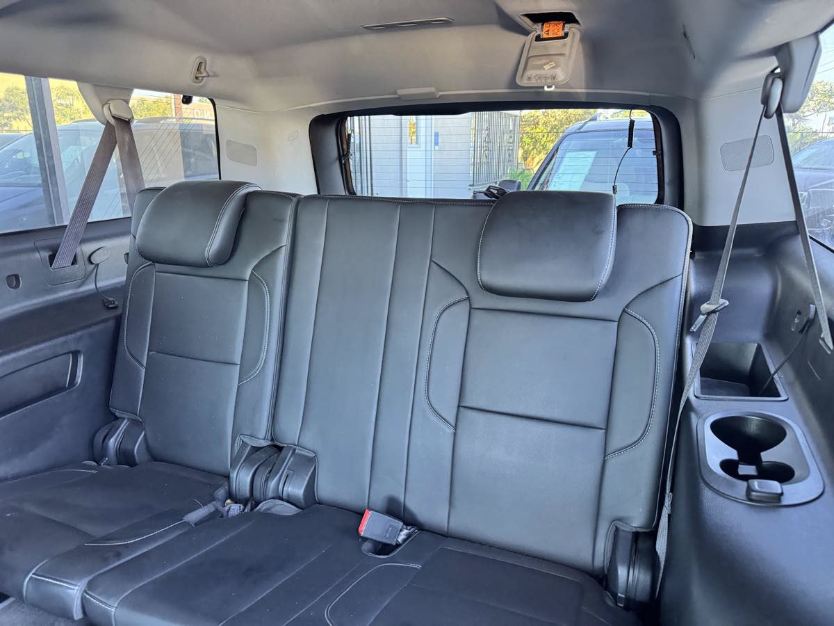 Used 2015 Chevrolet Suburban LT AWD/4WD image 27