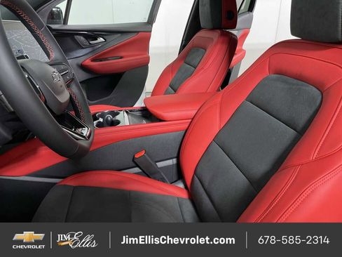 New 2025 Chevrolet Blazer EV RS image 36