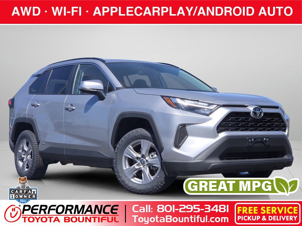 Used 2025 Toyota RAV4 XLE AWD/4WD image 1