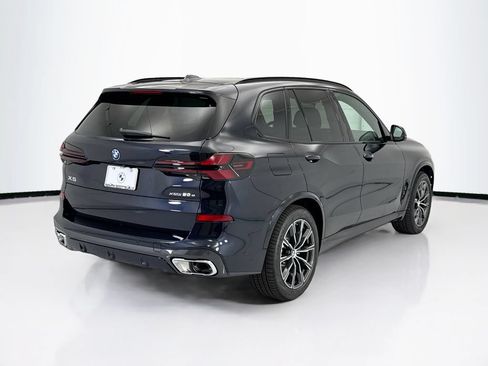 Used 2026 BMW X5 xDrive50e w/ M Sport Package AWD/4WD image 5