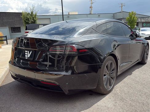Used 2022 Tesla Model S AWD/4WD image 8