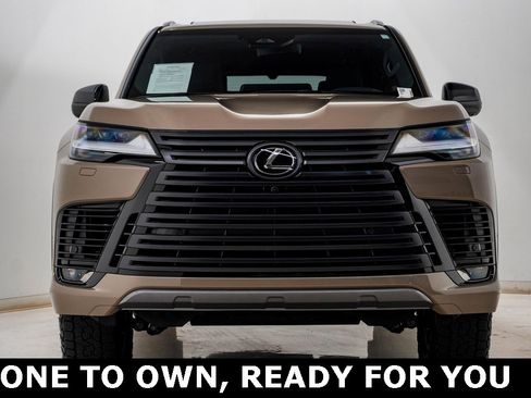 Used 2025 Lexus LX 700h Overtrail image 6