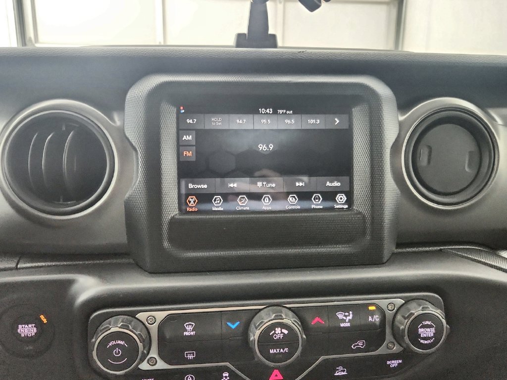 Certified 2023 Jeep Gladiator Sport AWD/4WD image 27