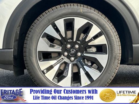 New 2026 Ford Explorer Platinum w/ LUX Leather Package AWD/4WD image 27
