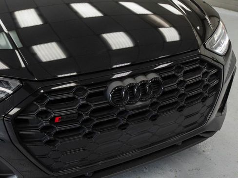 Used 2023 Audi SQ5 Premium Plus w/ Premium Plus Package image 9