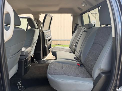 Used 2016 RAM 1500 Big Horn AWD/4WD image 24