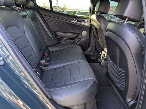 Used 2023 Kia Stinger GT2 image 32