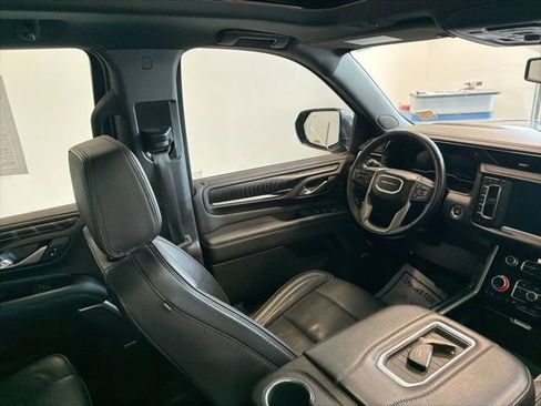 Used 2022 GMC Yukon Denali image 38