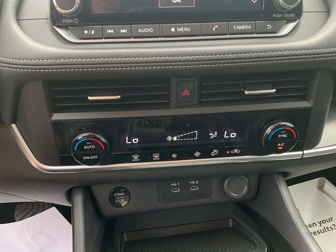 Used 2025 Nissan Rogue SV FWD image 28