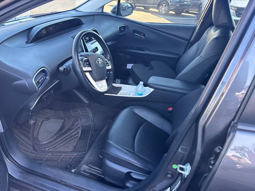 Used 2016 Toyota Prius Three Touring FWD image 12