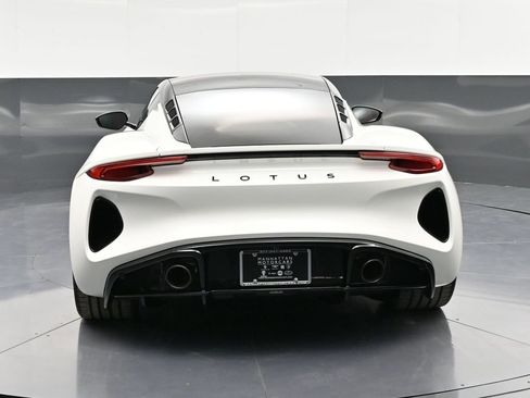 New 2026 Lotus Emira SE image 7