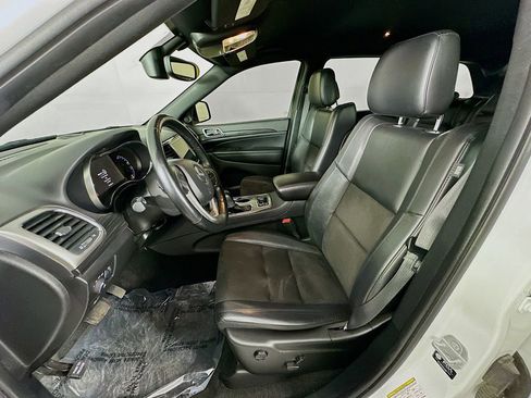 Certified 2022 Jeep Grand Cherokee Laredo X image 33