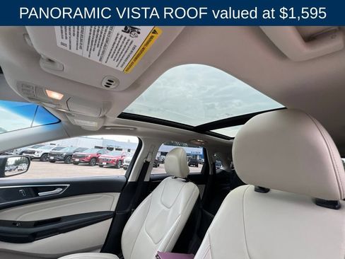 Used 2017 Ford Edge Titanium w/ Technology Package AWD/4WD image 3